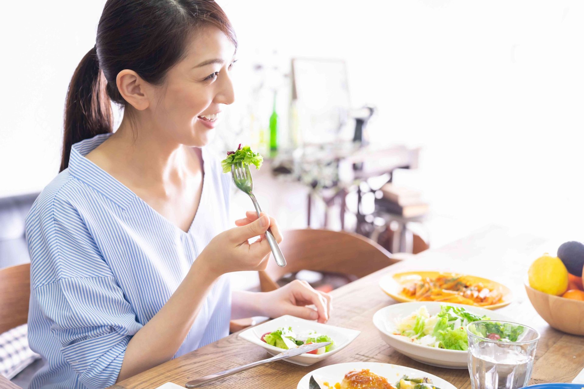 食欲そのものを抑えてくれる効果が期待できるダイエット法 9. 食欲を抑える生活習慣改善の方法は？